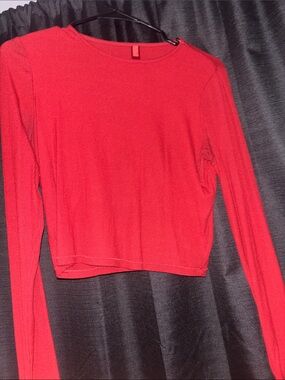 Skims set Red Long Sleeve Ribbed Crop Top - Women